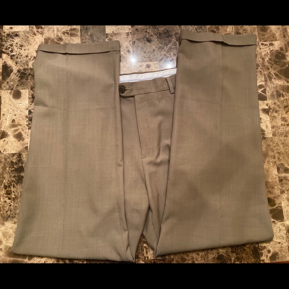 Haggar men’s dress pants 38x32 flex waist